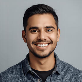 "Jorge Suarez - Profesor de primaria profesor recomendando libro biblico infantil sobre la resurreccion